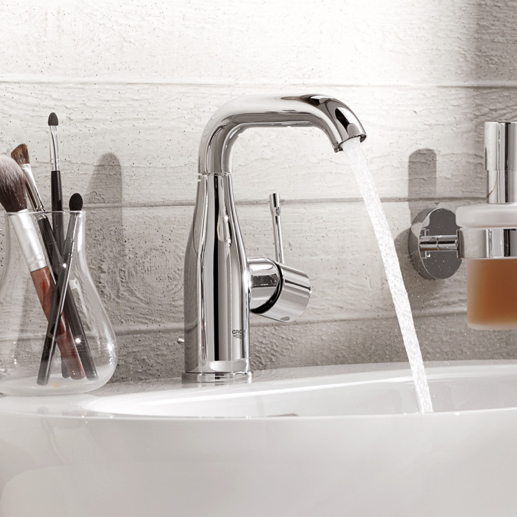 Смеситель для умывальника Grohe Essence New гидрозатвор (23462001) фото