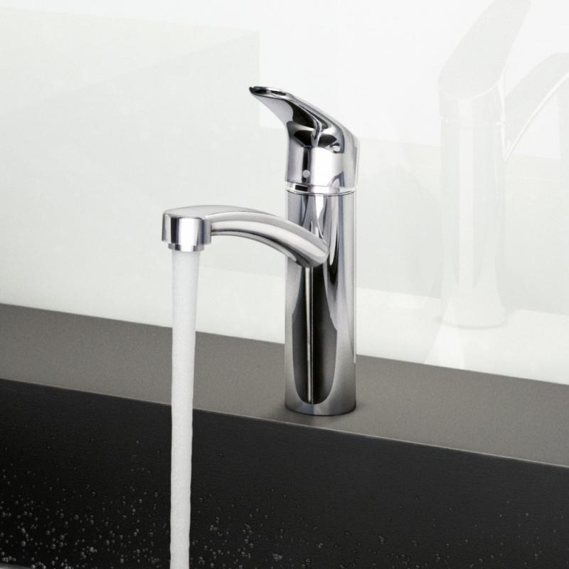 Смеситель кухонный Hansgrohe Focus E2 (31806000) фото